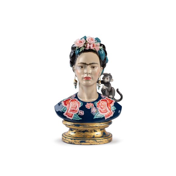 Frida Kahlo bust porcelain sculpture, an artistic and timeless centerpiece.