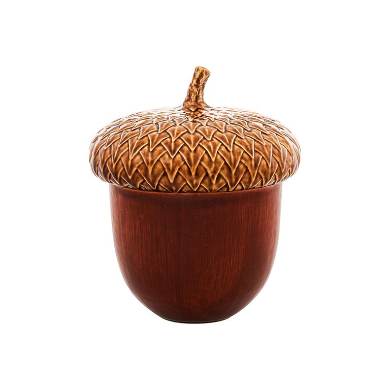 Bordallo Pinheiro Bordallo Pinheiro Gudrun Large Acorn Box | Luxury Handmade Ceramics: This Gudrun Large Acorn Box from the Bordallo Pinheiro Bordallo Pinheiro collection is a standout piece of luxury ceramic serveware, Portuguese pottery, handcrafted dish, handcrafted in Portugal, Bordallo Pinheiro. Handmade in Portugal, it blends artistic detail with functional charm—perfect as a collector’s item or for elevating your daily table setting.