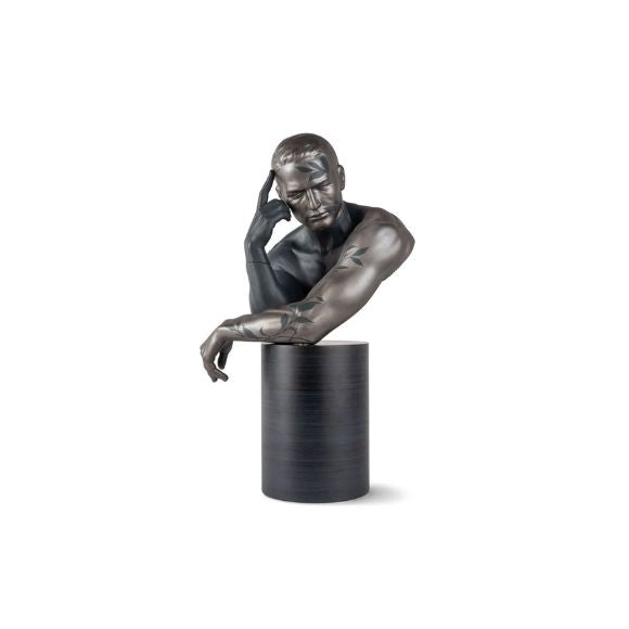 Porcelain sculpture of a man's bust, an artistic and timeless centerpiece.